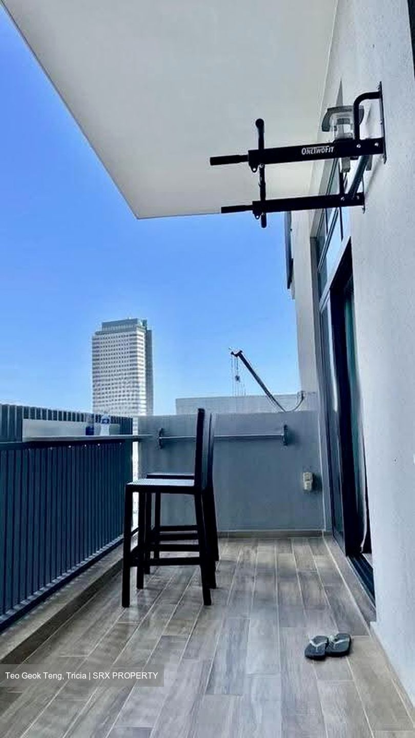 J Gateway (D22), Condominium #618284731